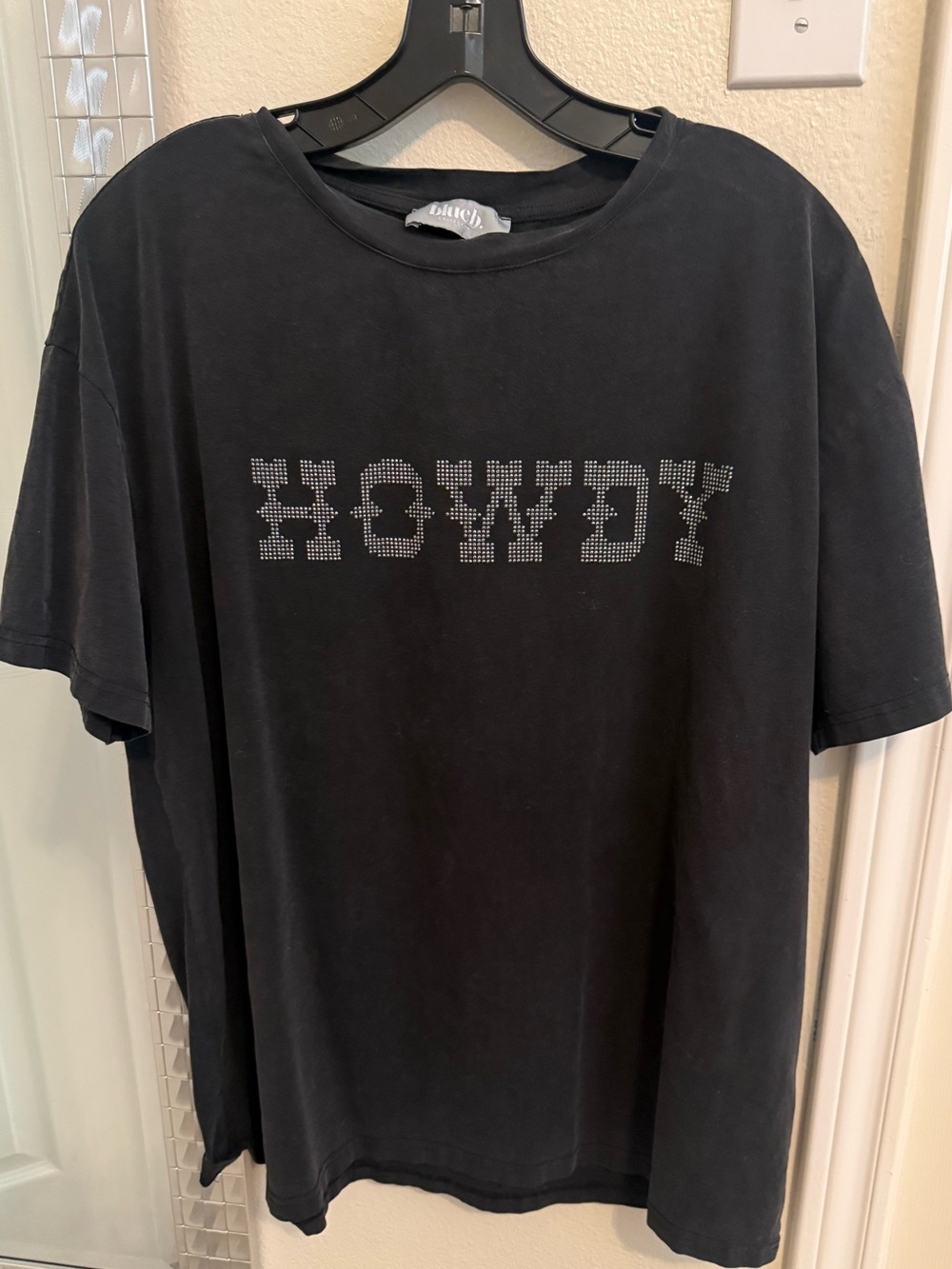 Blue B Black HOWDY Rhinestone Graphic Tee - Size Small